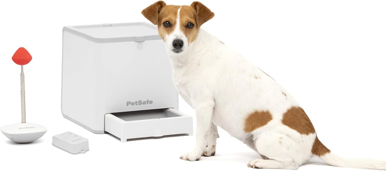 PetSafe Teach & Treat Remote Reward Trainer – Remote Treat Dispenser for Dogs – Portable Training Tool
